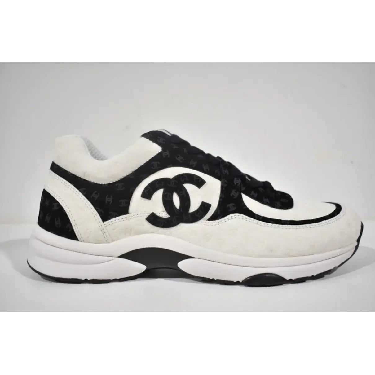 Chanel Low Top CC Trainer White Silver - afbeelding 4